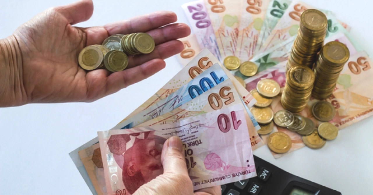 Vakıfbank, Ziraat, Halkbank ve Garanti BBVA Emekliye Kaç TL Promosyon Veriyor?