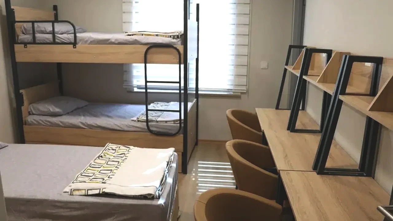 Yatılı Okul Ücretlerine Yüzde 36 Zam! Pansiyon Yıllık 68 Bin TL Oluyor