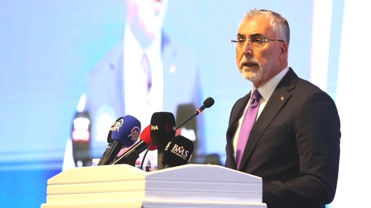 Şehit Çocuklarına 609 Milyon Liralık Eğitim Yardımı Bugün Hesaplarda!