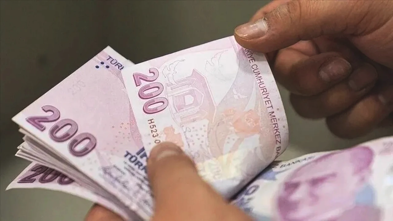 Emekli Promosyonunu 35 Bin TL'ye Çıkaran Şartlar! Fatura Talimatı Kaç Lira Ediyor?